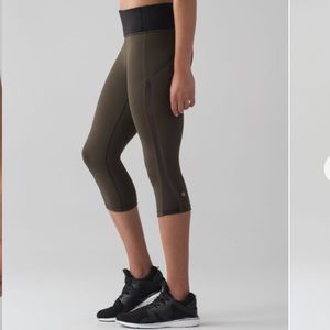 Lululemon Smooth Stride Crop Dark Olive Leggings